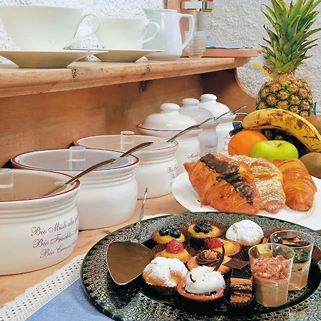 Alojamento de Acomodação e Pequeno-almoço Luleta Livigno