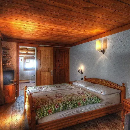 Luleta Bed & Breakfast 2*